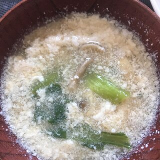 小松菜•たまご•しめじのお味噌汁